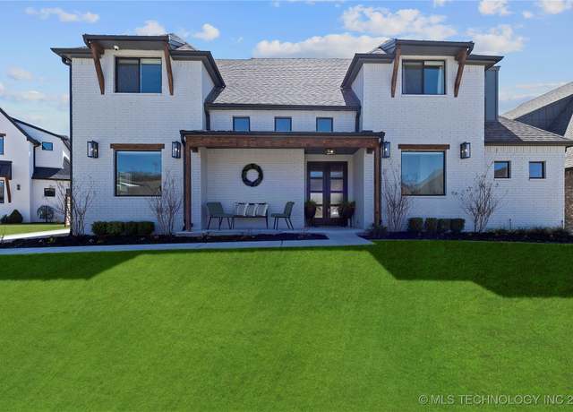 Property at 3748 E 116th St S, Tulsa, OK 74137, 4 beds, 4 baths