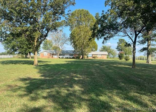 Property at 3900 Gulick, Muskogee, OK 74403, 3 beds, 2 baths