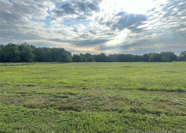 Property at 3 S 270 Rd, Morris, OK 74445