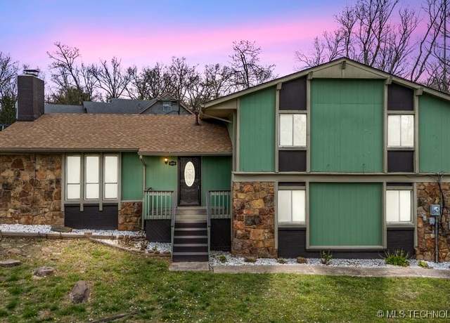Property at 1410 W Taft Ave, Sapulpa, OK 74066, 3 beds, 2.5 baths