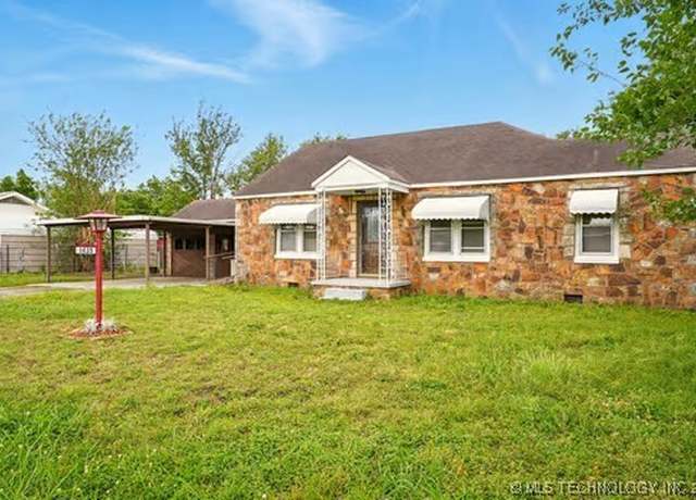 Property at 1435 E Oak St, Cushing, OK 74023, 3 beds, 1 bath