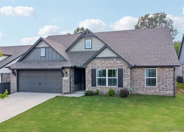Property at 3618 S 12th Pl, Broken Arrow, OK 74011, 3 beds, 2 baths