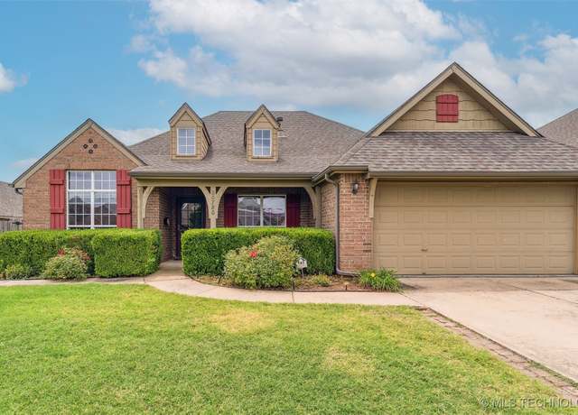 Property at 20780 E 45th St S, Broken Arrow, OK 74014, 3 beds, 2 baths