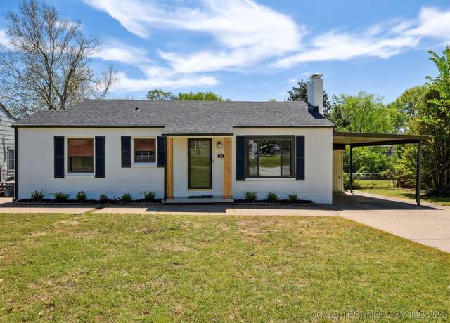 Property at 3006 E 21st St, Tulsa, OK 74114, 3 beds, 2 baths