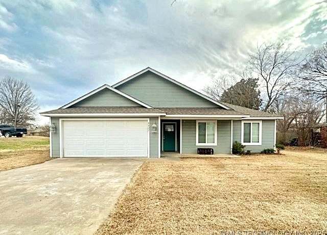 Property at 4027 Oklahoma St, Muskogee, OK 74401, 3 beds, 2 baths