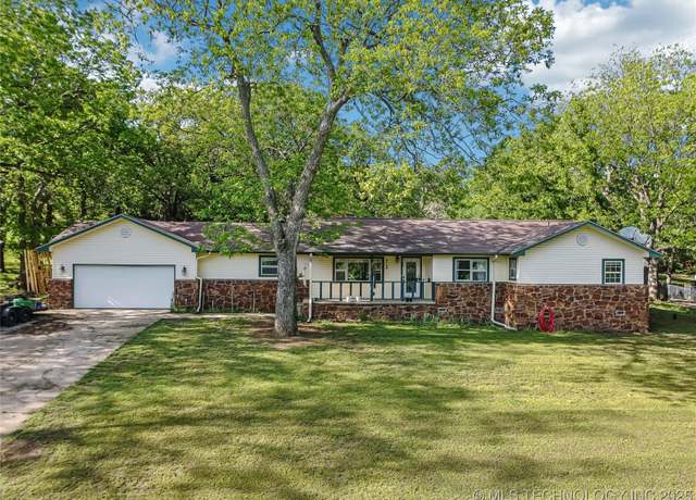 Property at 10731 E Fawn Ln, Talala, OK 74080, 3 beds, 2 baths