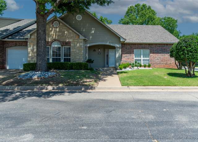 Property at 10115 S 94th EastPlace, Tulsa, OK 74133, 2 beds, 2 baths
