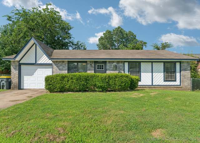 Property at 14418 S Kendalwood Blvd, Glenpool, OK 74033, 3 beds, 1.5 baths