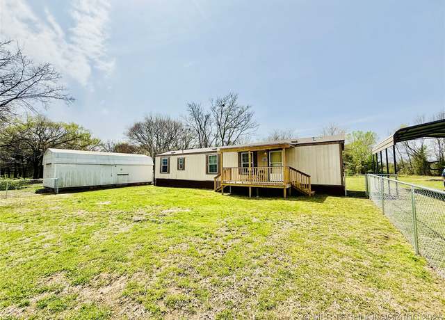 Property at 114278 S 4203 Rd, Checotah, OK 74426, 2 beds, 2 baths