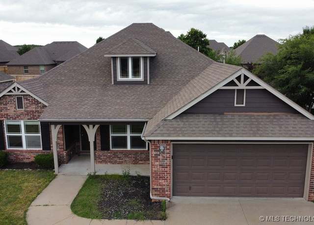 Property at 2033 E 133rd Pl, Bixby, OK 74008, 4 beds, 2 baths
