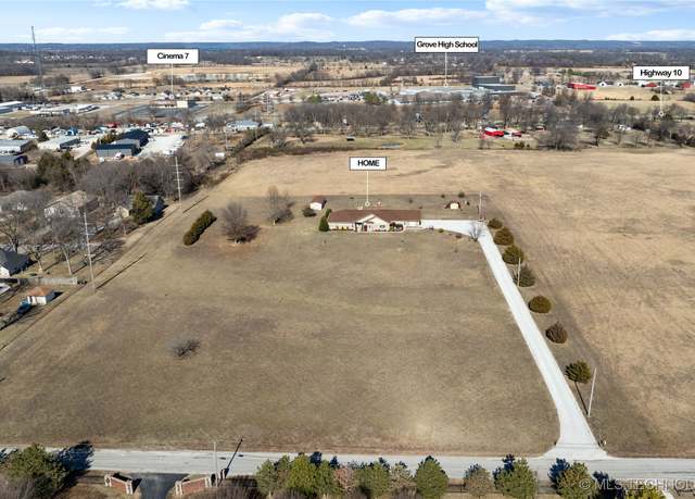 Property at 63320 E 293 Rd, Grove, OK 74344, 3 beds, 2 baths