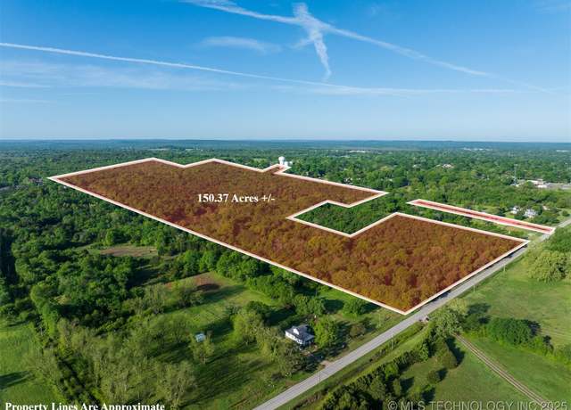 Property at 8 E 4th St, Okmulgee, OK 74447