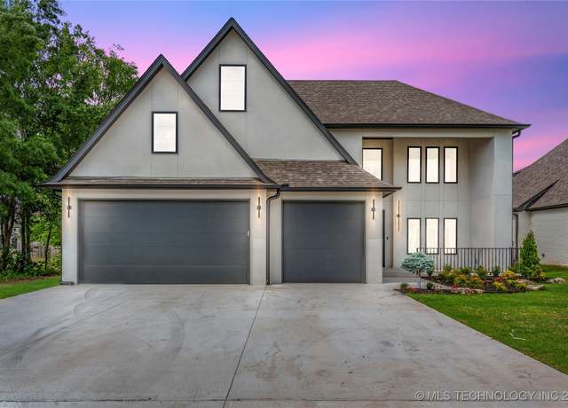 Property at 4106 W Albuquerque St, Broken Arrow, OK 74011, 4 beds, 3.5 baths