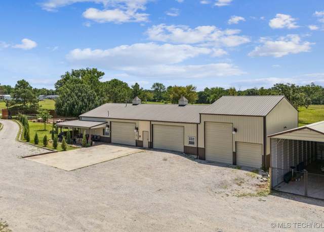 Property at 5800 S 260th EastAvenue, Broken Arrow, OK 74014, 2 beds, 2 baths