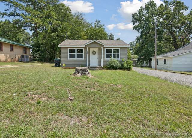 Property at 640 Oklahoma Ave, Tahlequah, OK 74464, 2 beds, 1 bath