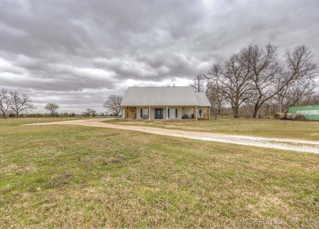 Property at 104051 Highway 56 Rd, Okemah, OK 74859, 2 beds, 3 baths