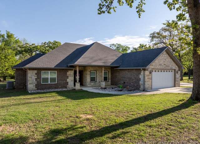 Property at 8903 Pear St, Kingston, OK 73439, 4 beds, 2.5 baths