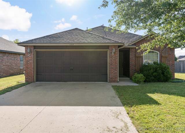 Property at 13307 N 131st EastAvenue, Collinsville, OK 74021, 3 beds, 2 baths