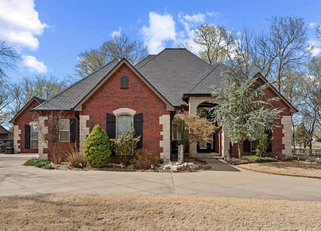 Property at 7844 N 190th EastAvenue, Owasso, OK 74055, 4 beds, 4 baths