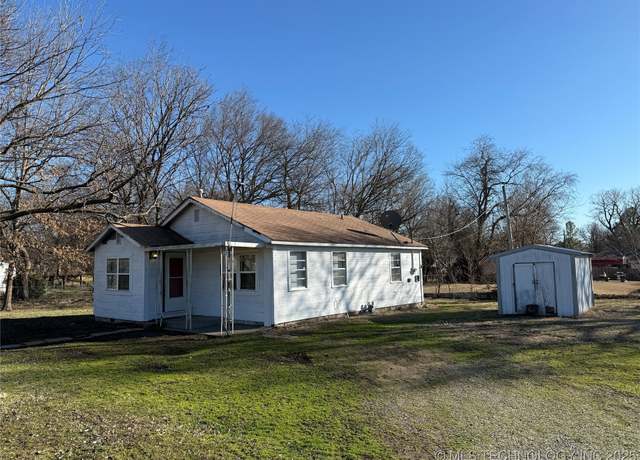 Property at 1303 Galveston St, Muskogee, OK 74403, 2 beds, 1 bath