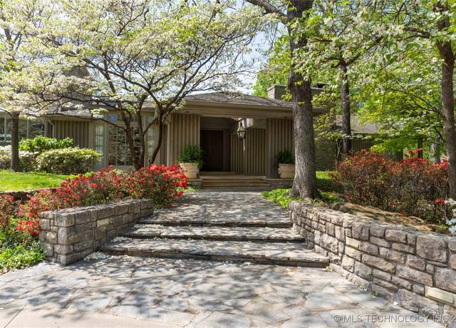 Property at 6655 S Evanston Cir, Tulsa, OK 74136, 4 beds, 4.5 baths