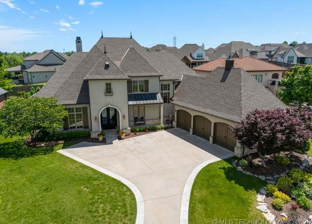Property at 716 W 108th Pl S, Jenks, OK 74037, 3 beds, 4 baths