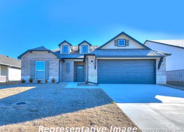 Property at 7218 E 132nd St S, Bixby, OK 74008, 4 beds, 2 baths