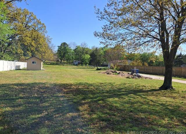 Property at 622 Indiana Ave, Mcalester, OK 74501