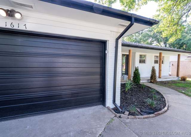 Property at 1617 S 111th East Ave, Tulsa, OK 74128, 3 beds, 2 baths