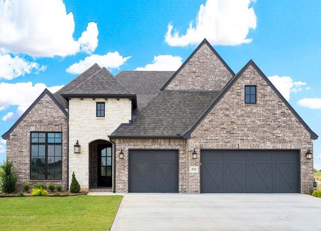 Property at 3924 S Gardenia Ave, Broken Arrow, OK 74012, 4 beds, 3.5 baths