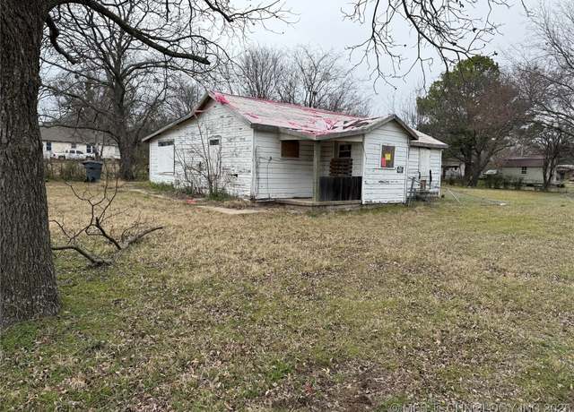 Property at 923 E Main, Ardmore, OK 73401, 2 beds, 1 bath