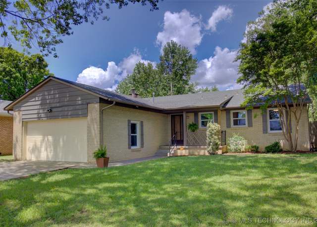Property at 1521 E 60th St, Tulsa, OK 74105, 3 beds, 2 baths