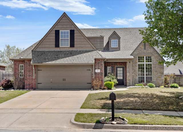 Property at 4717 S 174th EastAvenue, Tulsa, OK 74134, 4 beds, 2.5 baths