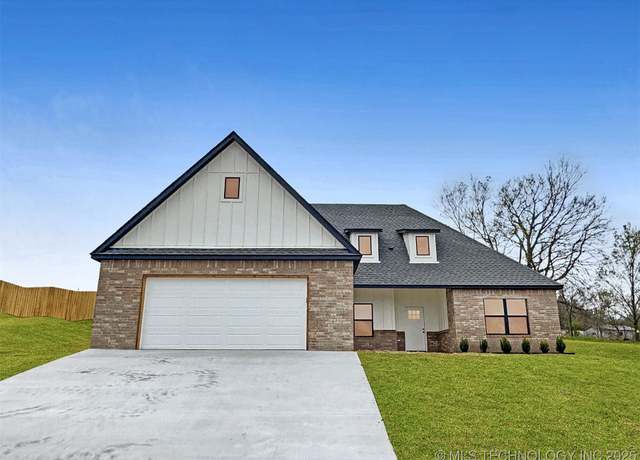 Property at 890 E Harlan Dr, Tahlequah, OK 74464, 3 beds, 2 baths
