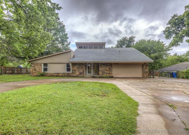 Property at 8424 Harp Blvd, Broken Arrow, OK 74014, 4 beds, 3 baths