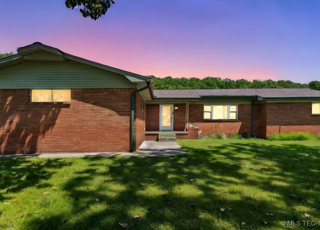 Property at 428867 Highway 266, Checotah, OK 74426, 3 beds, 1.5 baths