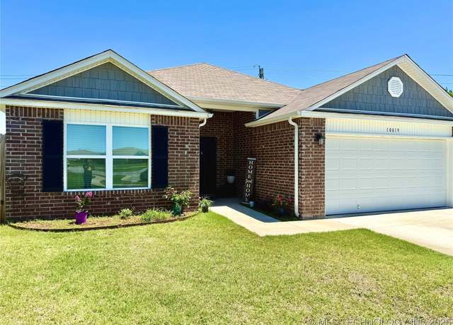 Property at 10019 N 101st East Ave, Owasso, OK 74055, 4 beds, 2 baths