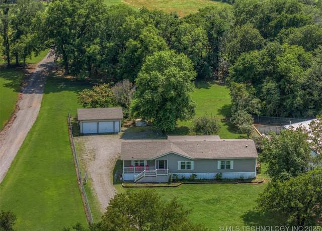 Property at 32512 Long Bay Rd, Wagoner, OK 74467, 3 beds, 2 baths