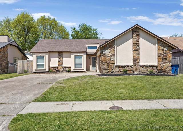 Property at 12939 E 34th St, Tulsa, OK 74134, 3 beds, 2 baths