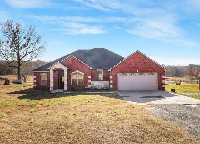 Property at 172 London Rd, Mcalester, OK 74501, 3 beds, 2 baths