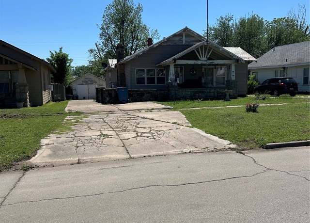 Property at 1123 E Moses St, Cushing, OK 74023, 2 beds, 1 bath