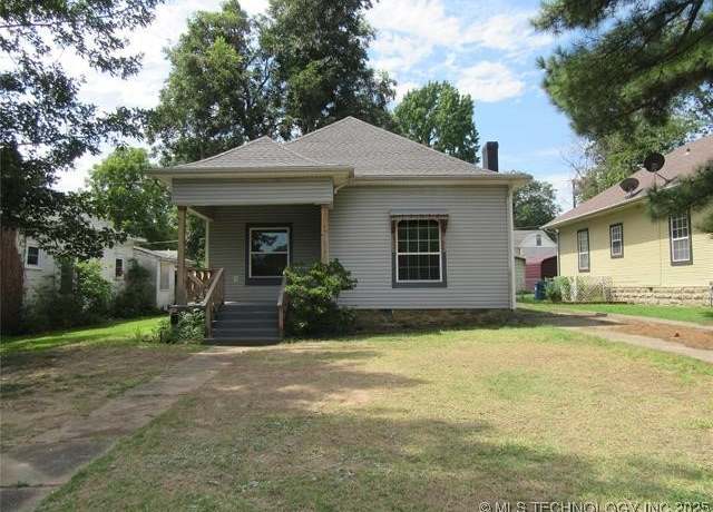 Property at 522 E Miami, Mcalester, OK 74501, 2 beds, 2 baths