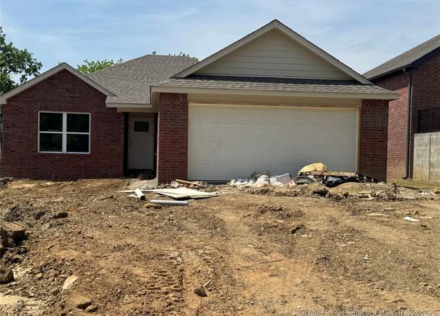 Property at 408 S Muskogee St, Sapulpa, OK 74066, 3 beds, 2 baths