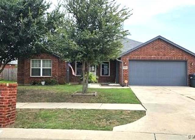 Property at 4816 Lake Shr, Ardmore, OK 73401, 3 beds, 2 baths