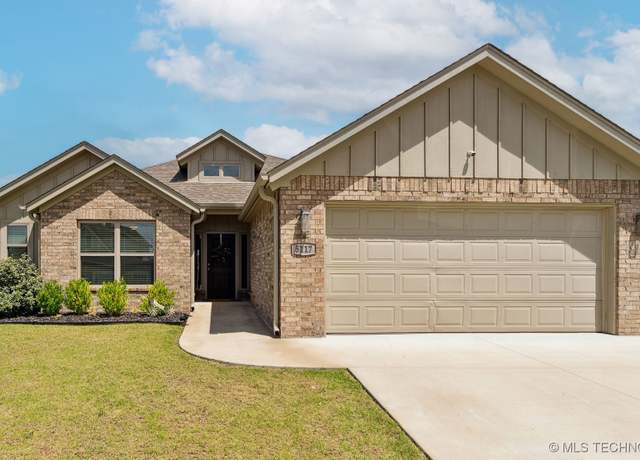 Property at 5117 S Walnut Creek Dr, Sand Springs, OK 74063, 3 beds, 2 baths