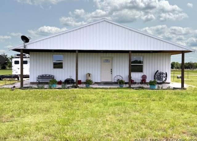 Property at 50662 County Road 1510, Stratford, OK 74872, 2 beds, 1 bath
