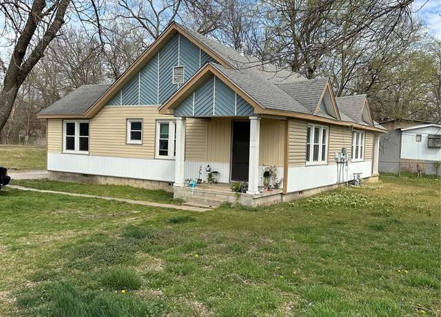 Property at 1409 E 66th St, Tulsa, OK 74146, 2 beds, 2 baths
