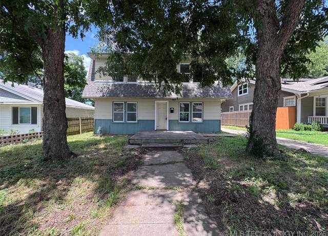 Property at 2011 E 12th Pl, Tulsa, OK 74104, 3 beds, 2 baths
