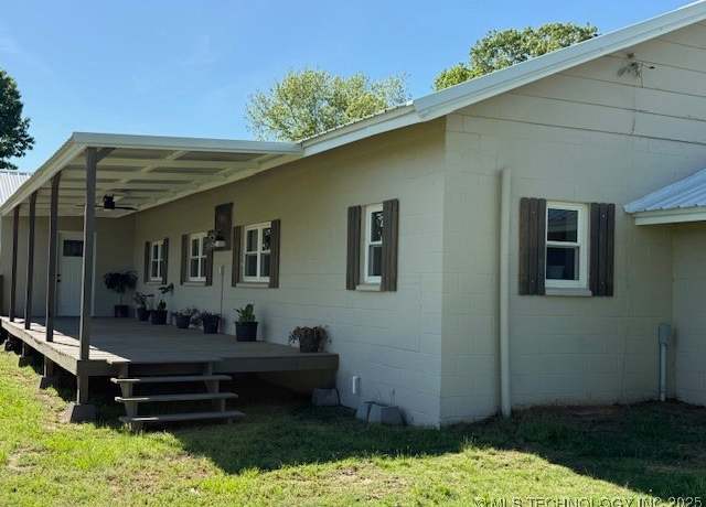 Property at 12025 N 160 Rd, Okmulgee, OK 74447, 4 beds, 3 baths