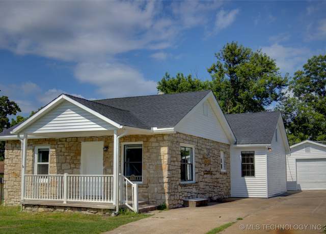 Property at 1008 N Grant Ave, Sand Springs, OK 74063, 3 beds, 2 baths